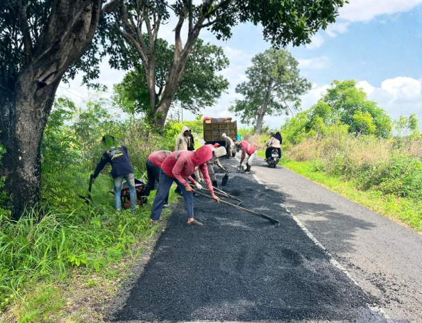 Pemkab Gresik Perbaiki 1.587 Titik Kerusakan Jalan Sepanjang 2025